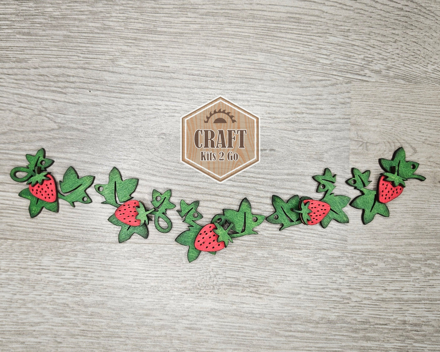 Strawberry Bunting | #2769