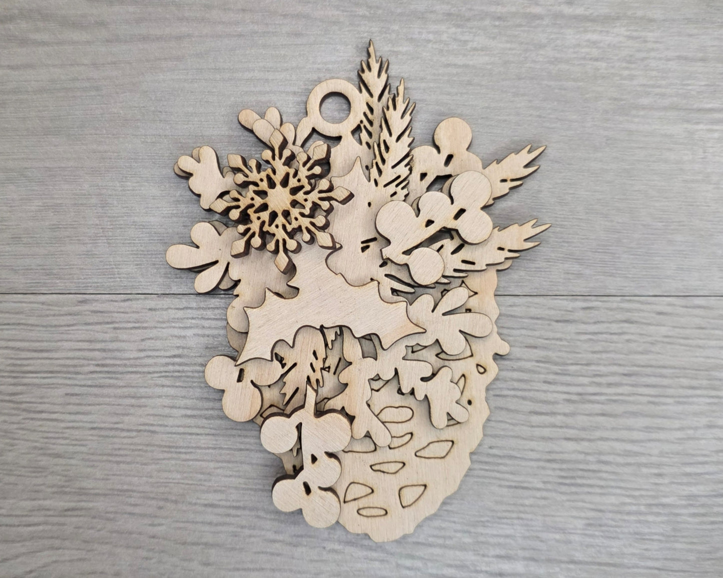 Pine Cone Mistletoe Ornament | #5240