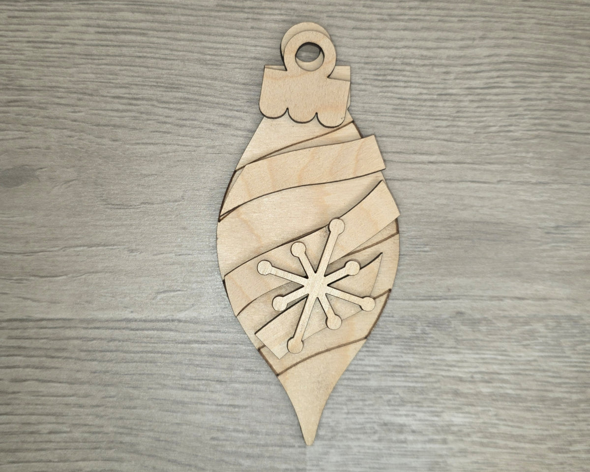 Vintage Ornament | #5353