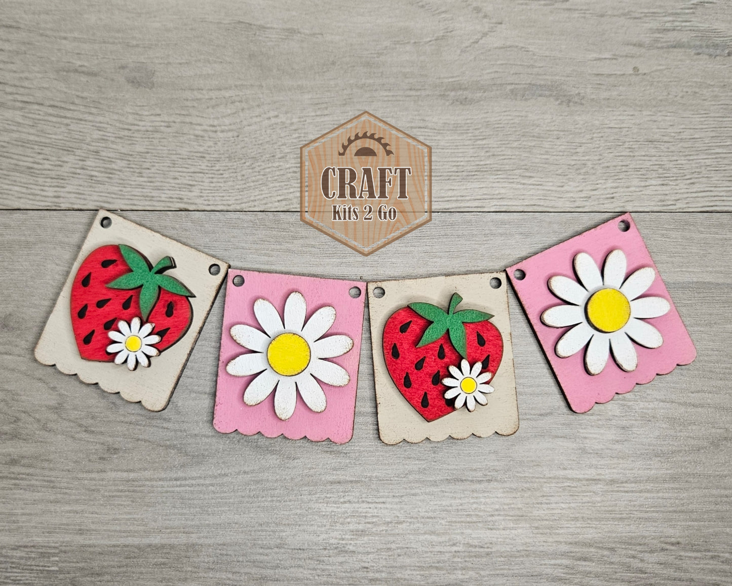 Strawberry Bunting | #4853